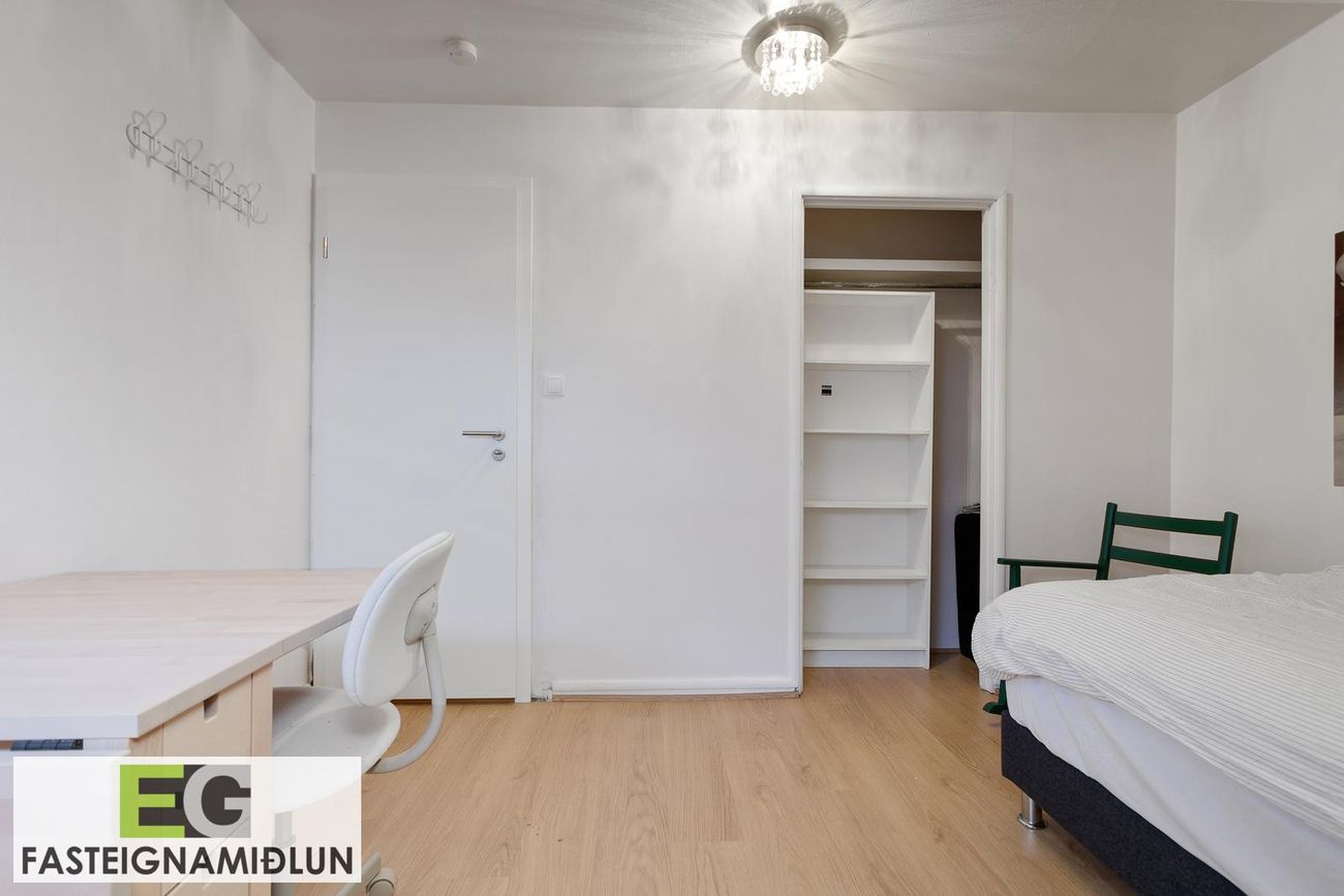 Eskihlíð 16, 105 Reykjavík