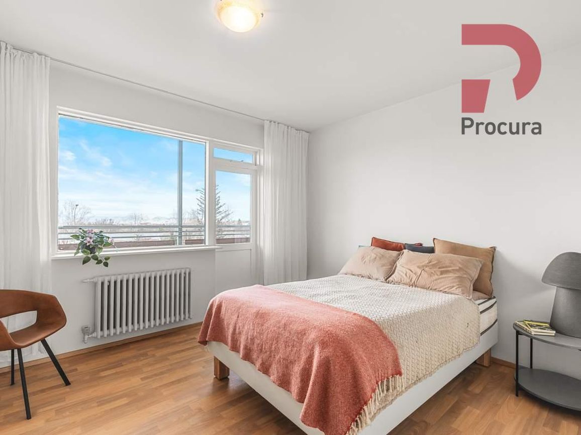 Dvergabakki 8, 109 Reykjavík