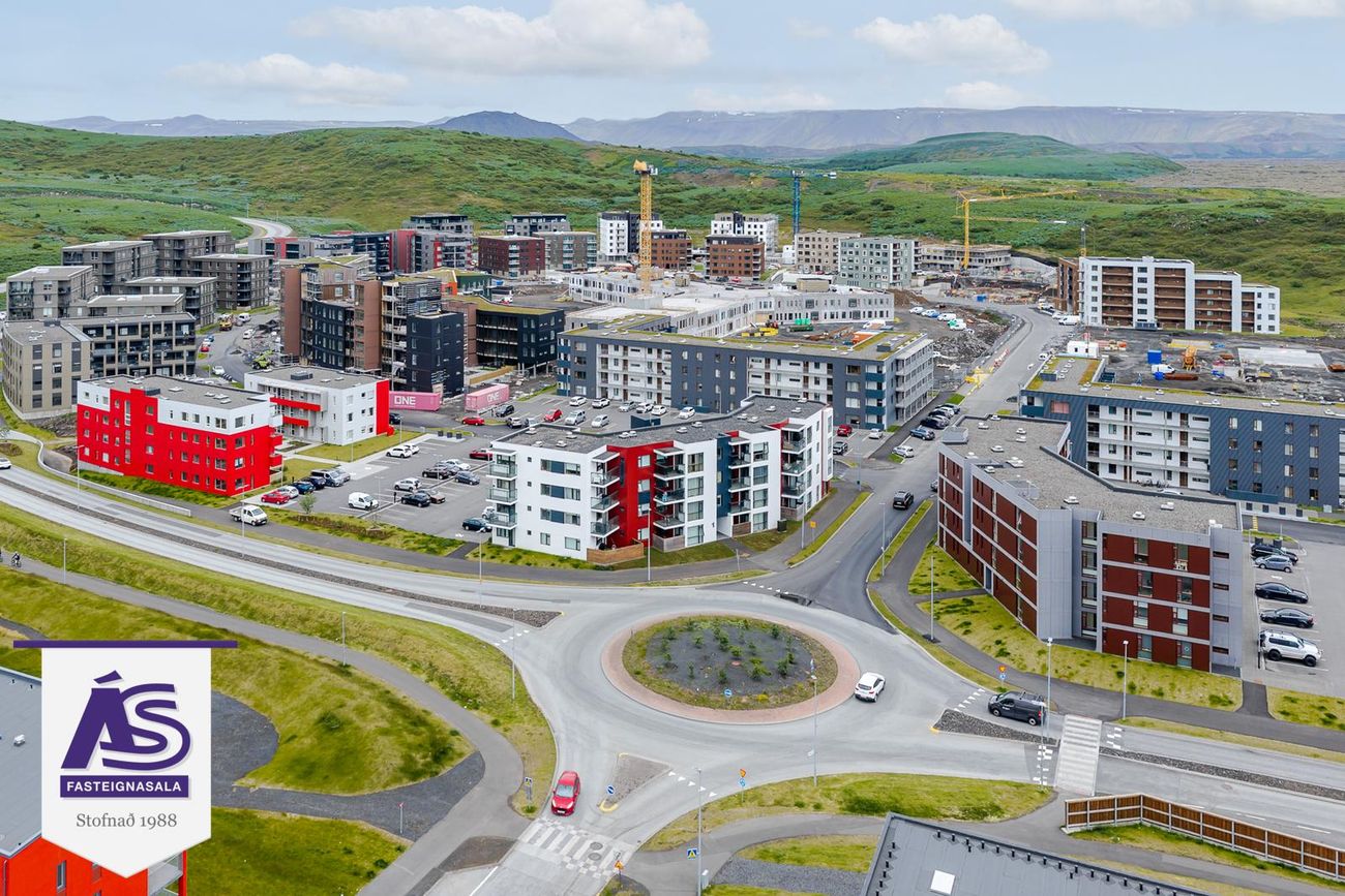 Hringhamar 1 - 0203, 221 Hafnarfjörður
