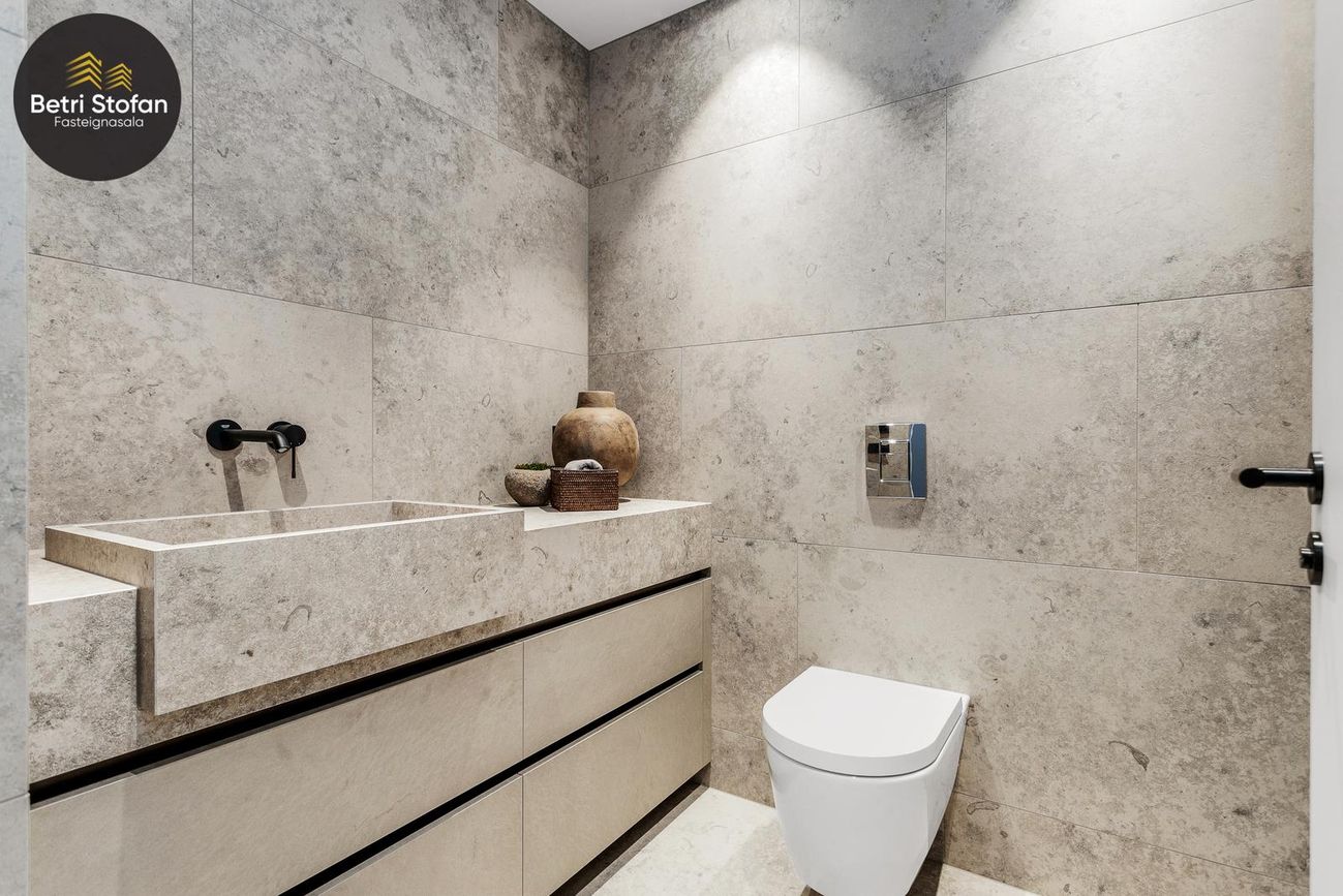 Laugavegur 168A - 0601, 105 Reykjavík