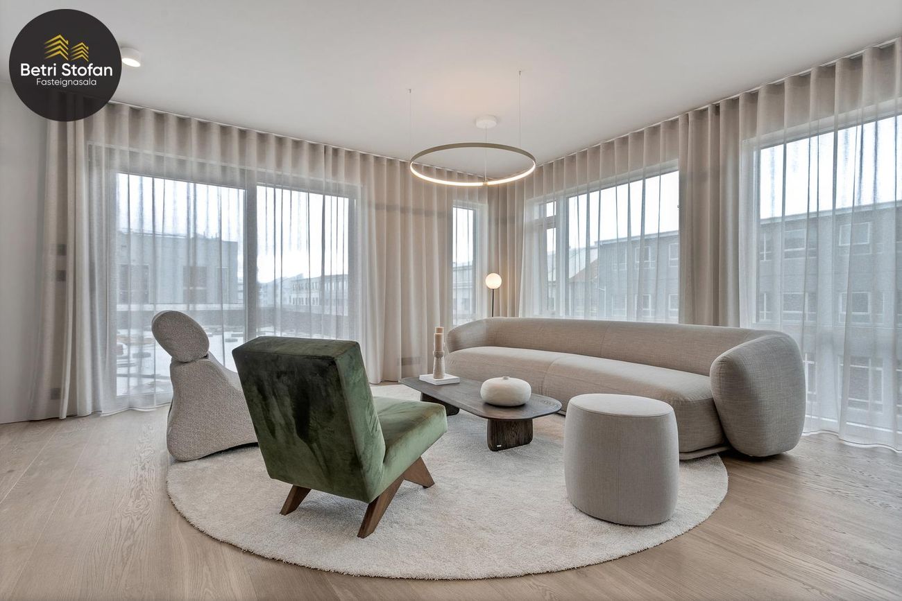 Laugavegur 168A - 0601, 105 Reykjavík