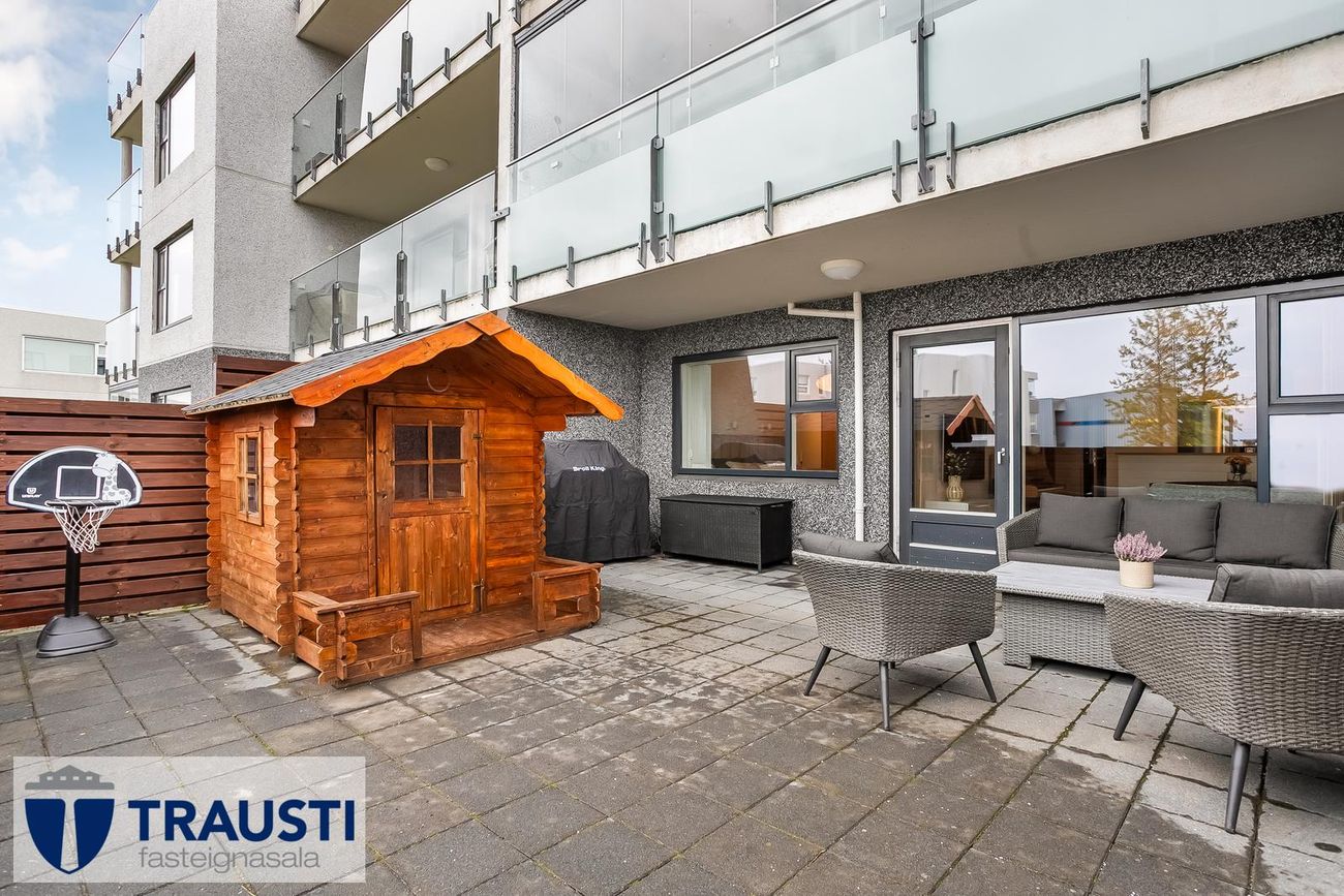 Ferjuvað 1, 110 Reykjavík