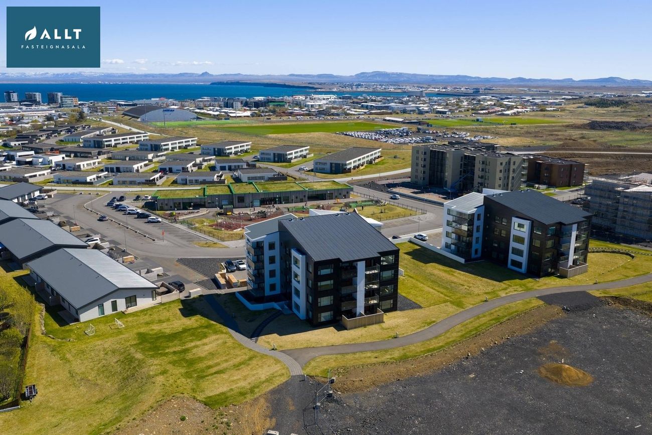 Asparlaut 26, 230 Reykjanesbær