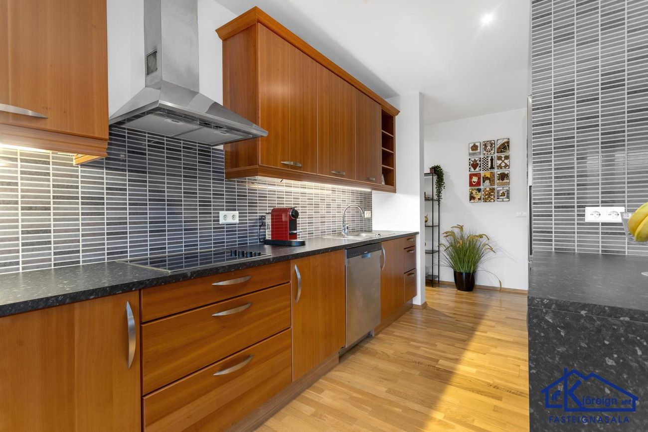 Ásakór 12, 203 Kópavogur