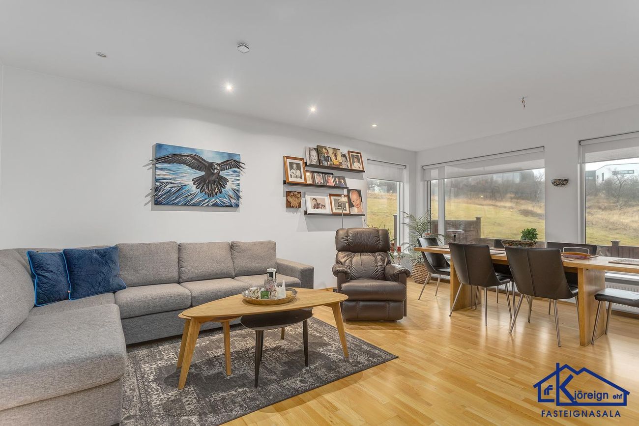 Ásakór 12, 203 Kópavogur