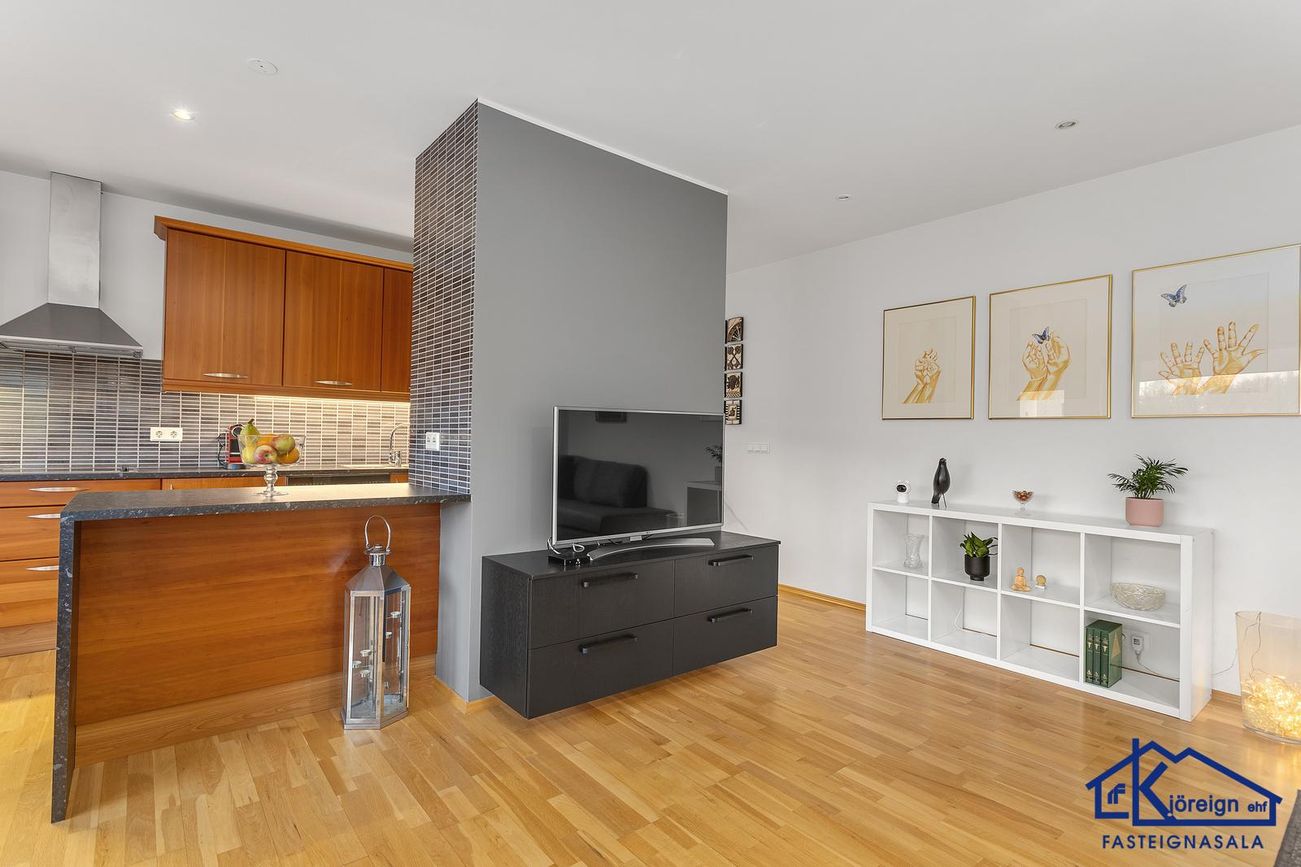 Ásakór 12, 203 Kópavogur