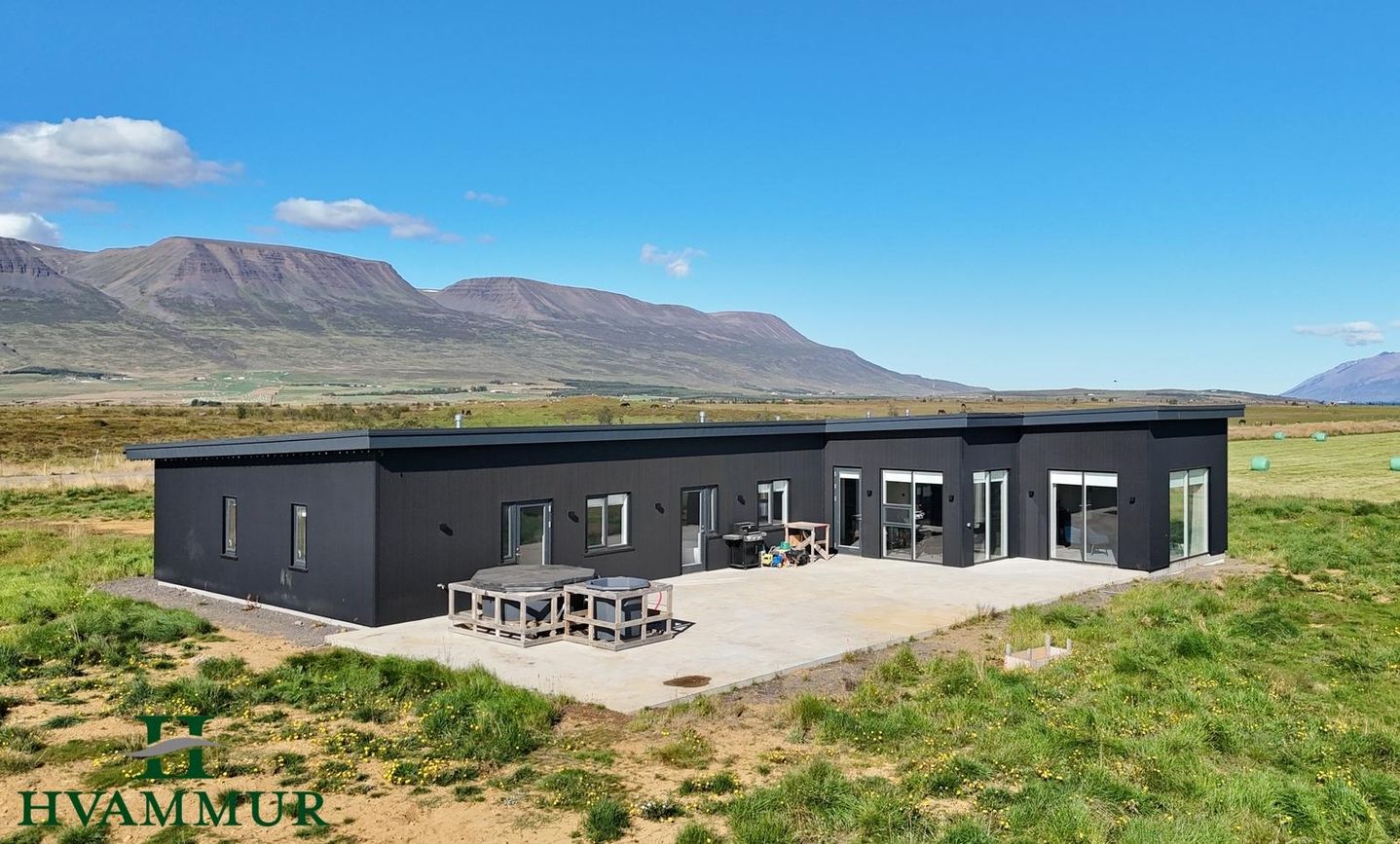 Gásir  II, 604 Akureyri