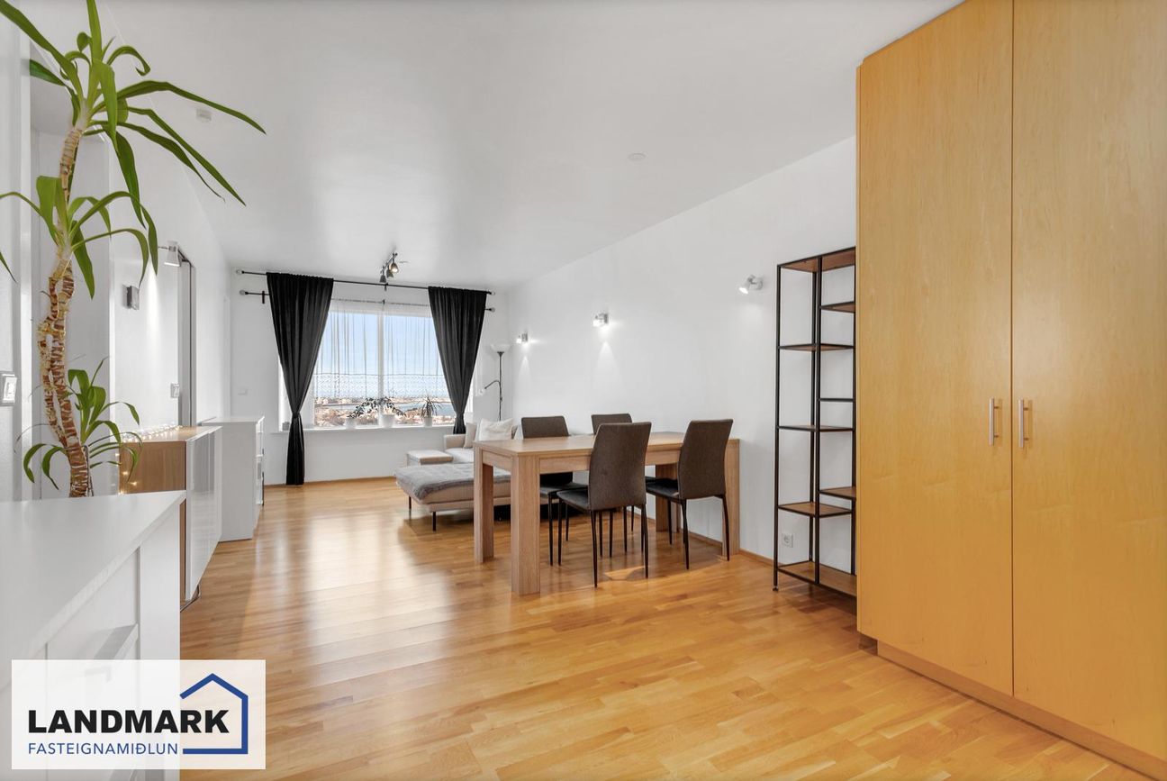 Austurbrún 4, 104 Reykjavík