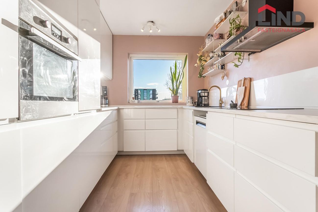 Listabraut 5, 103 Reykjavík