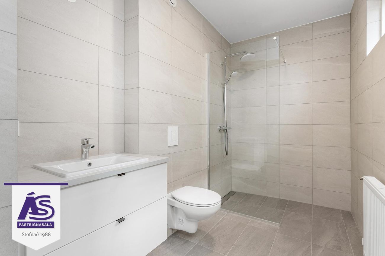 Áshamar 20 - 0401, 221 Hafnarfjörður