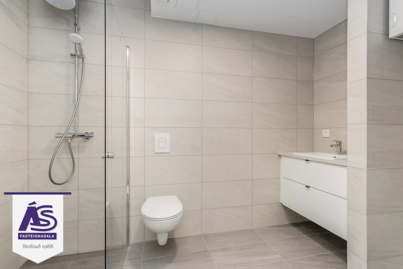 Áshamar 20 - 0401, 221 Hafnarfjörður