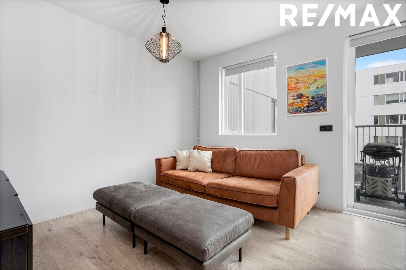 Rökkvatjörn 1, 113 Reykjavík