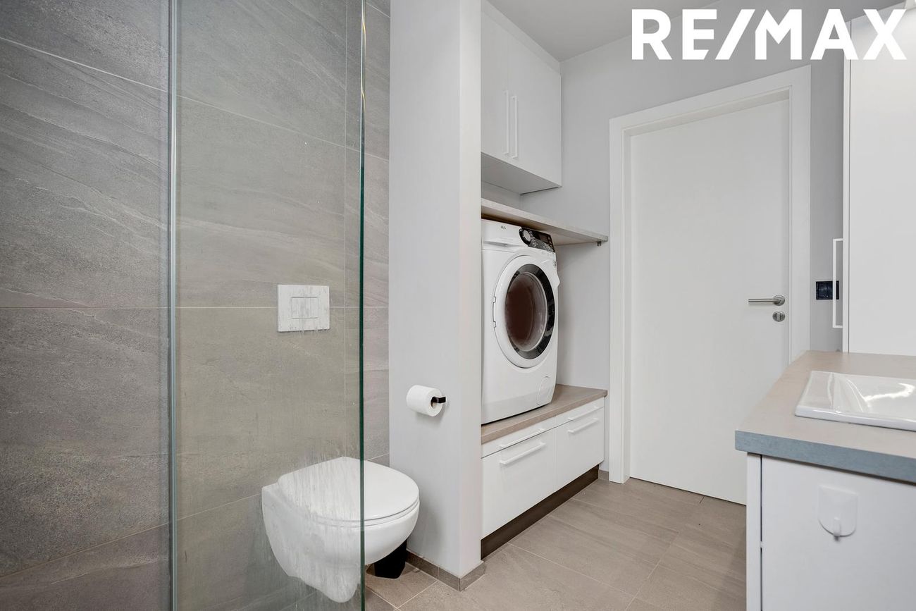 Rökkvatjörn 1, 113 Reykjavík