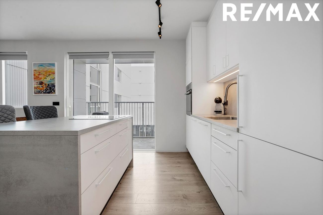 Rökkvatjörn 1, 113 Reykjavík