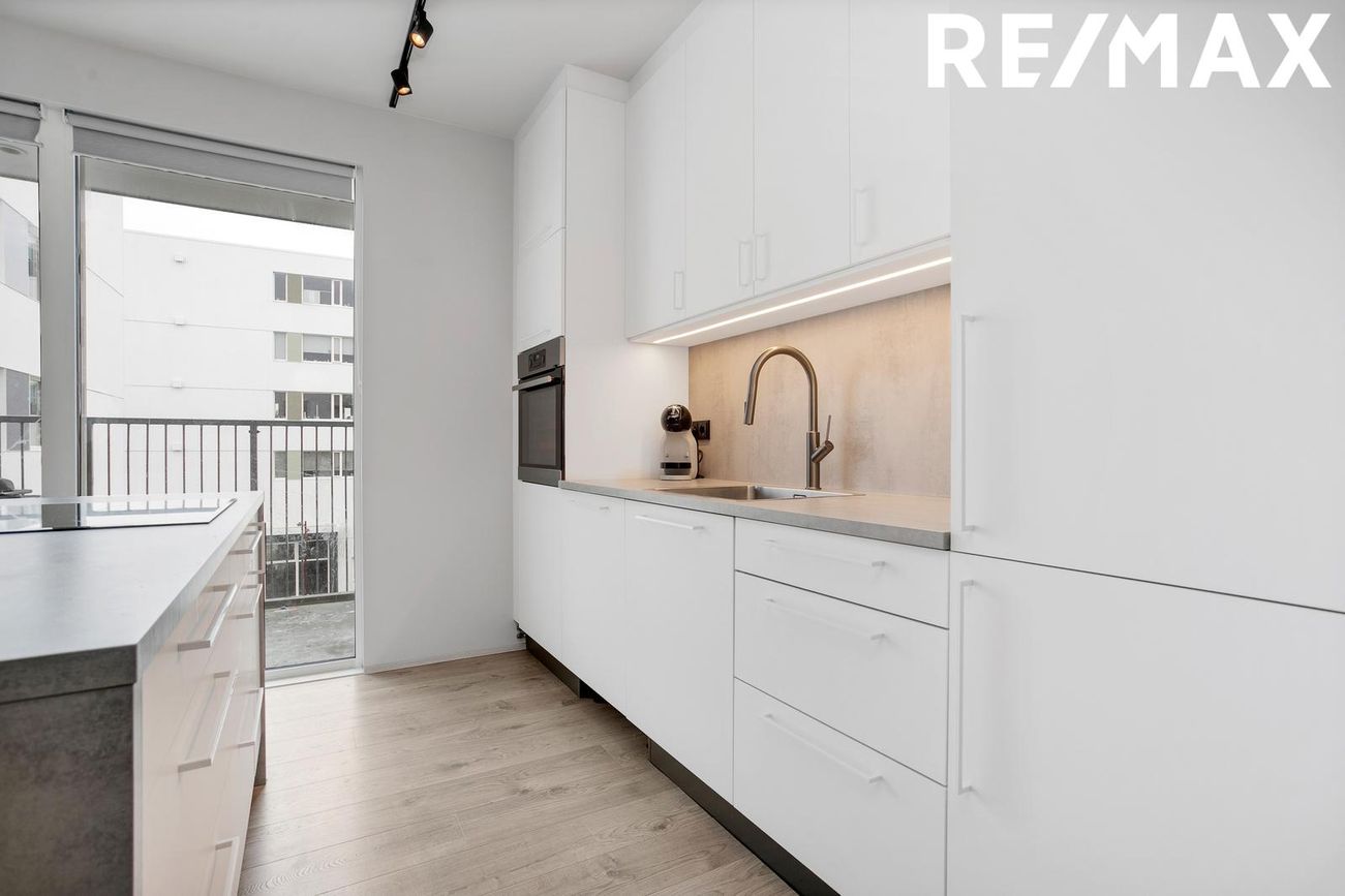 Rökkvatjörn 1, 113 Reykjavík