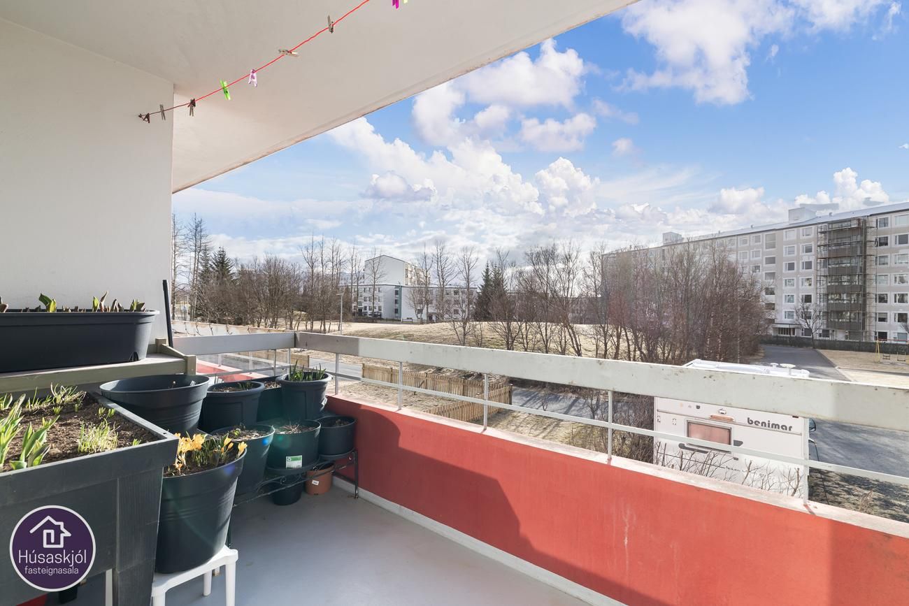 Hrafnhólar 4, 111 Reykjavík