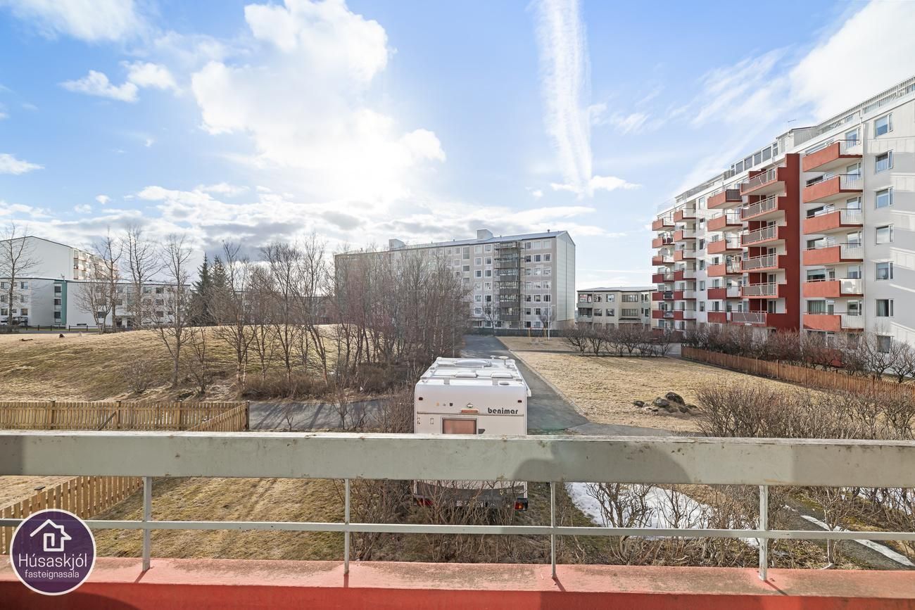 Hrafnhólar 4, 111 Reykjavík
