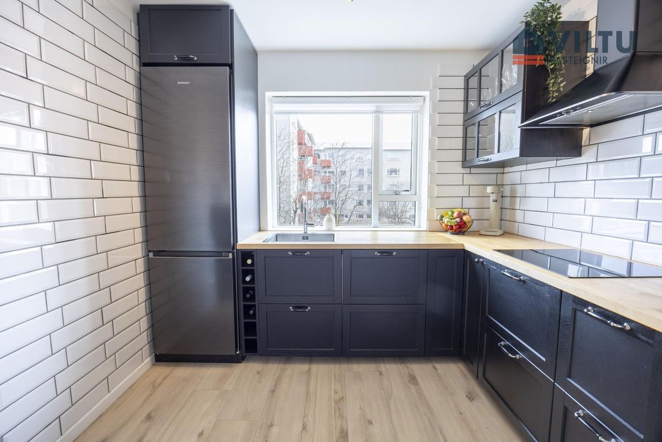 Stigahlíð 10, 105 Reykjavík