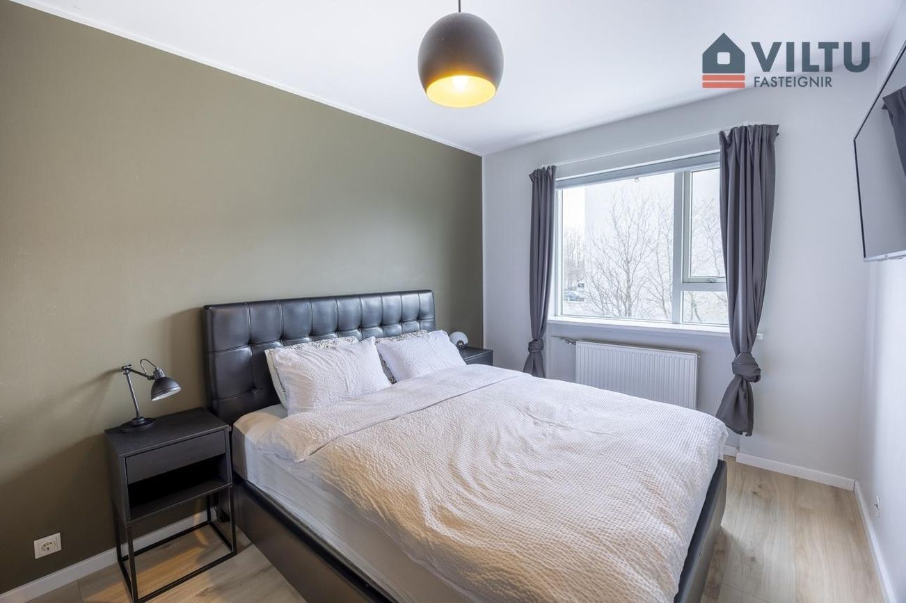 Stigahlíð 10, 105 Reykjavík