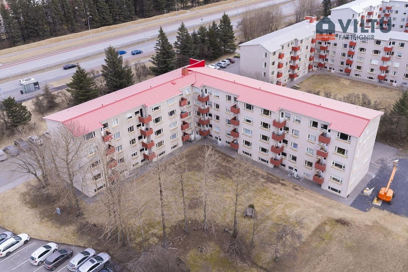 Stigahlíð 10, 105 Reykjavík
