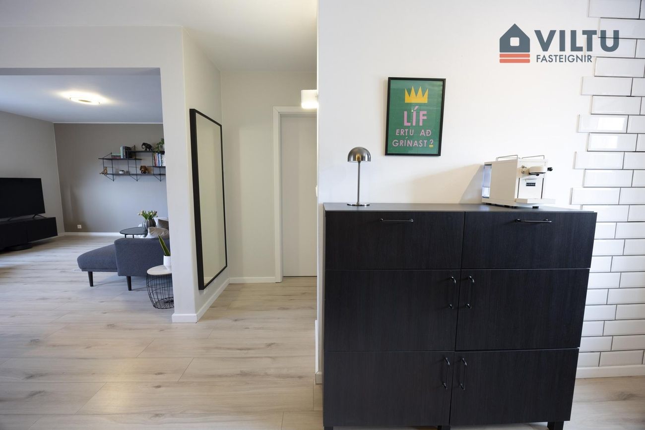 Stigahlíð 10, 105 Reykjavík