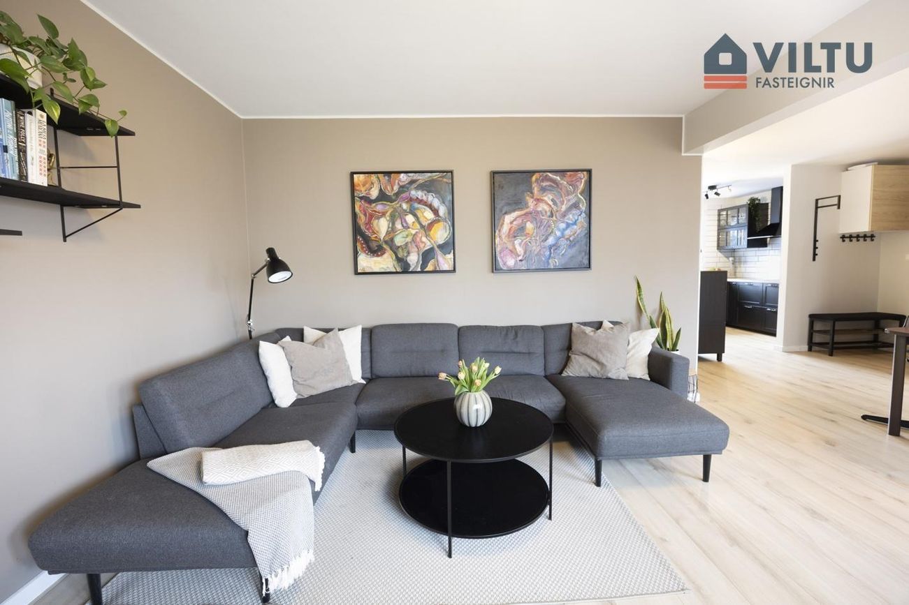 Stigahlíð 10, 105 Reykjavík