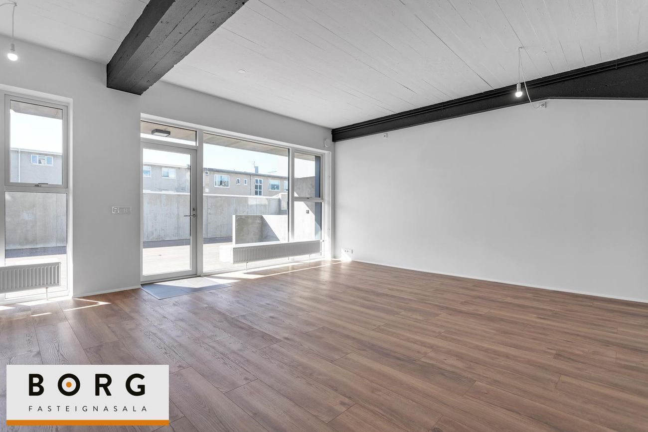 Brautarholt 6, 105 Reykjavík