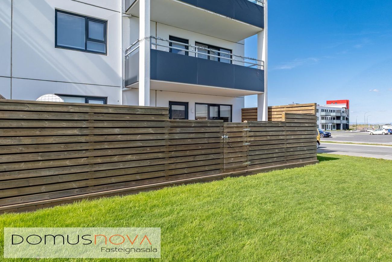 Asparskógar 27, 300 Akranes