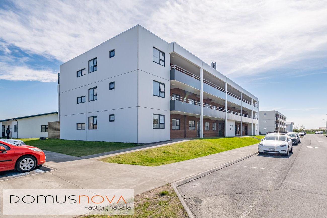 Asparskógar 27, 300 Akranes