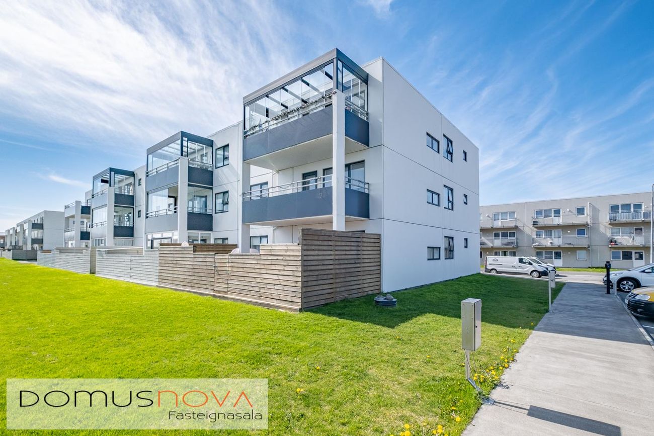 Asparskógar 27, 300 Akranes