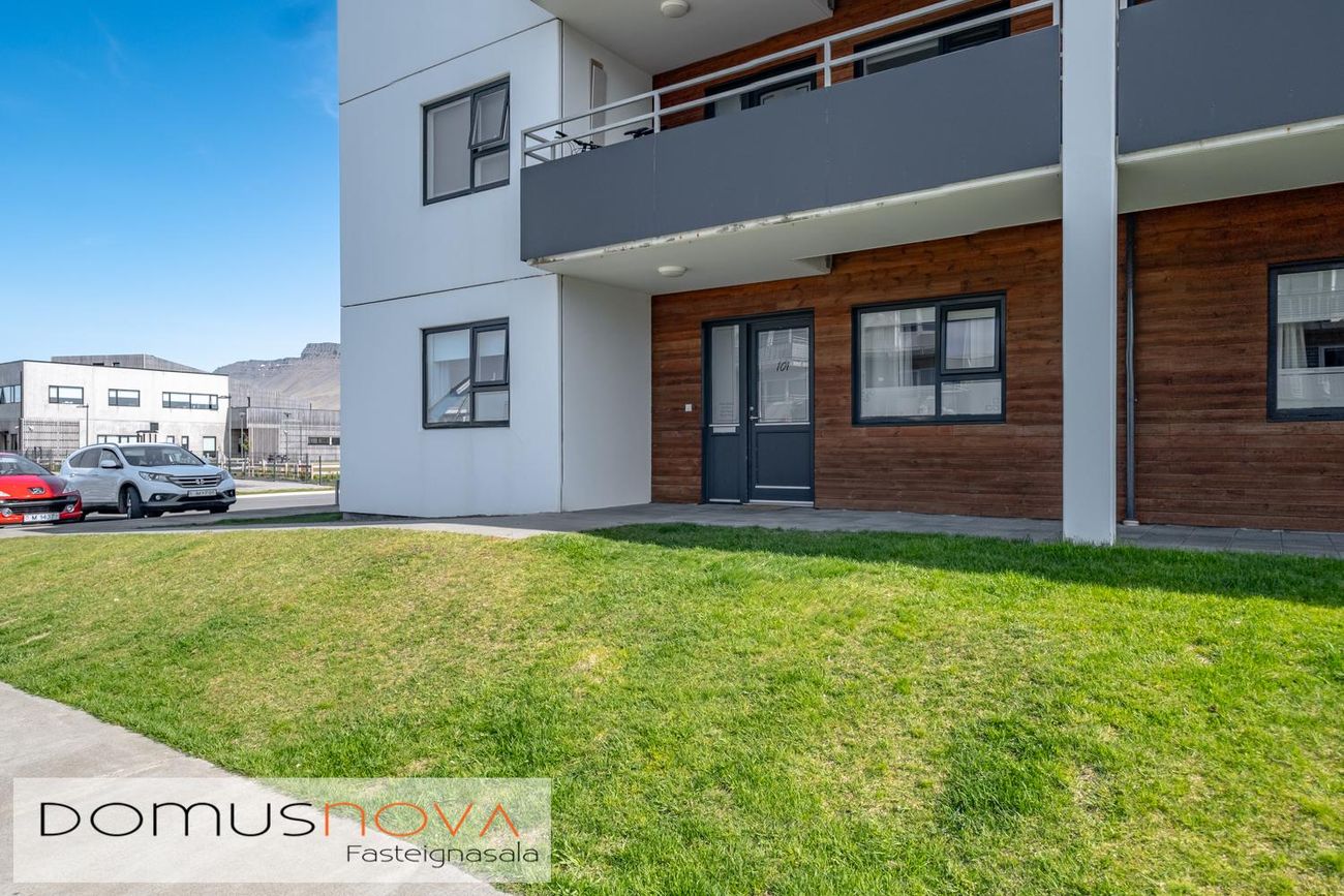 Asparskógar 27, 300 Akranes