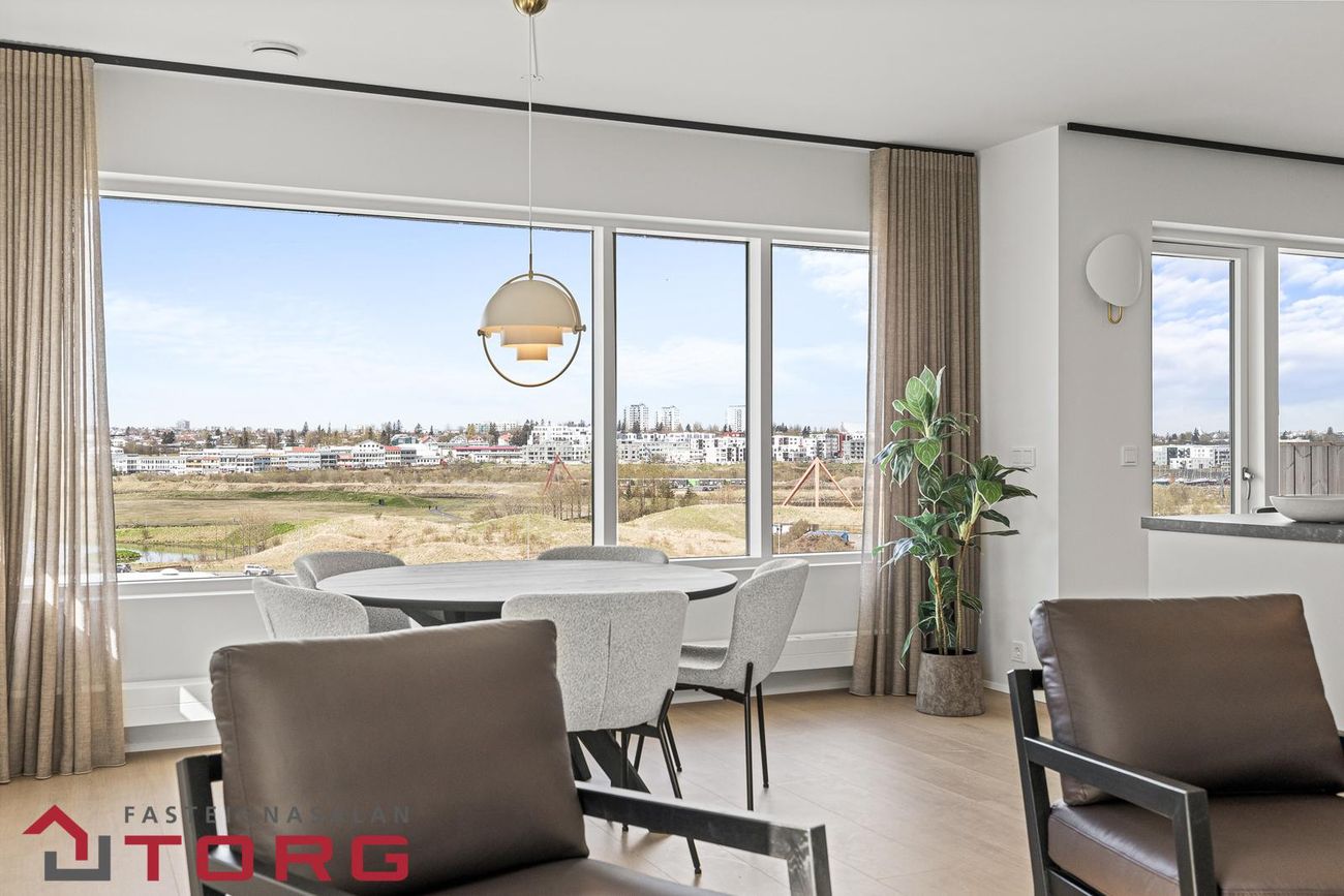 Eirhöfði 7D, 110 Reykjavík