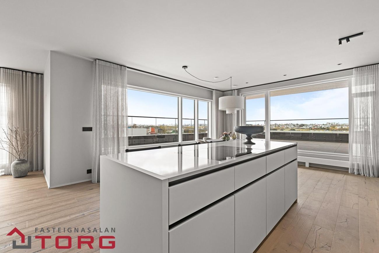 Eirhöfði 7D, 110 Reykjavík