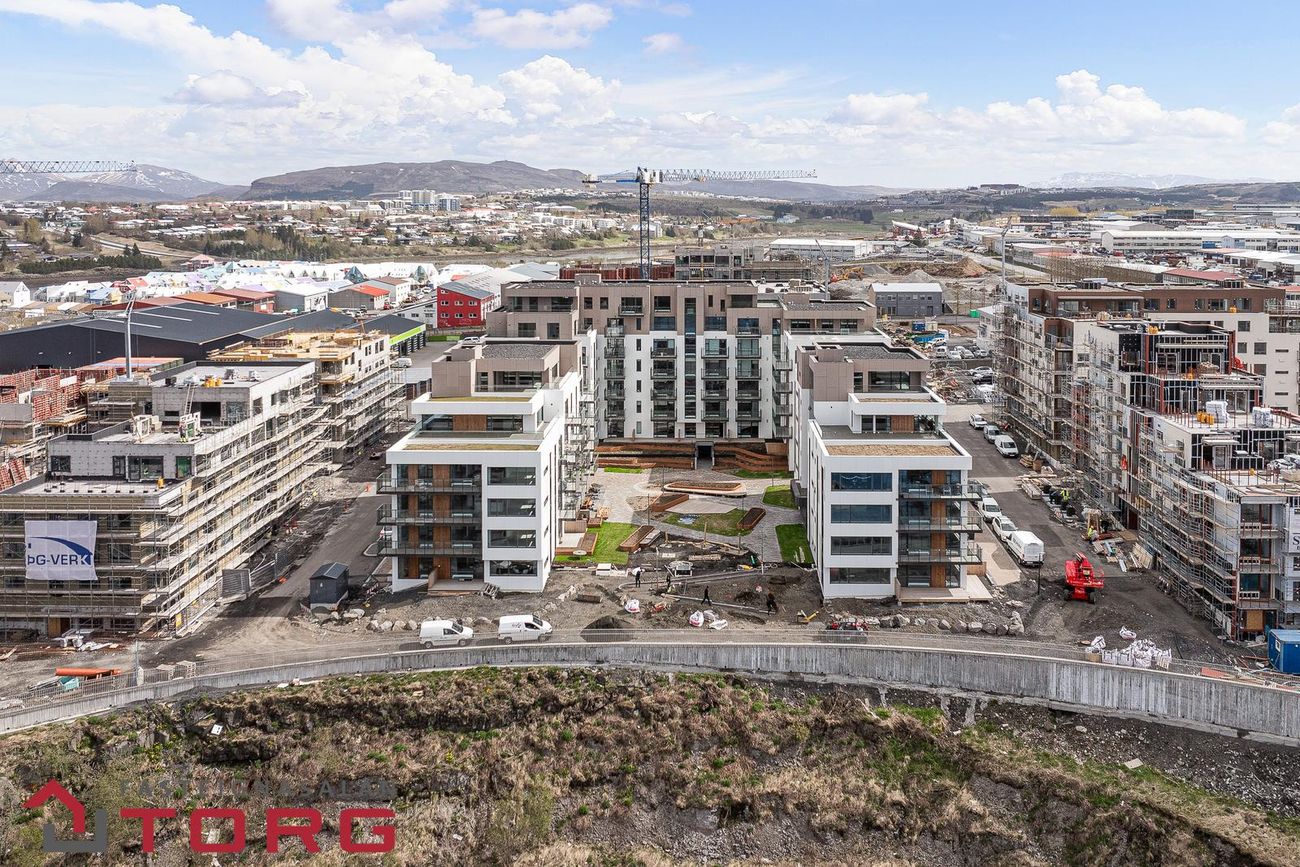 Eirhöfði 7D, 110 Reykjavík