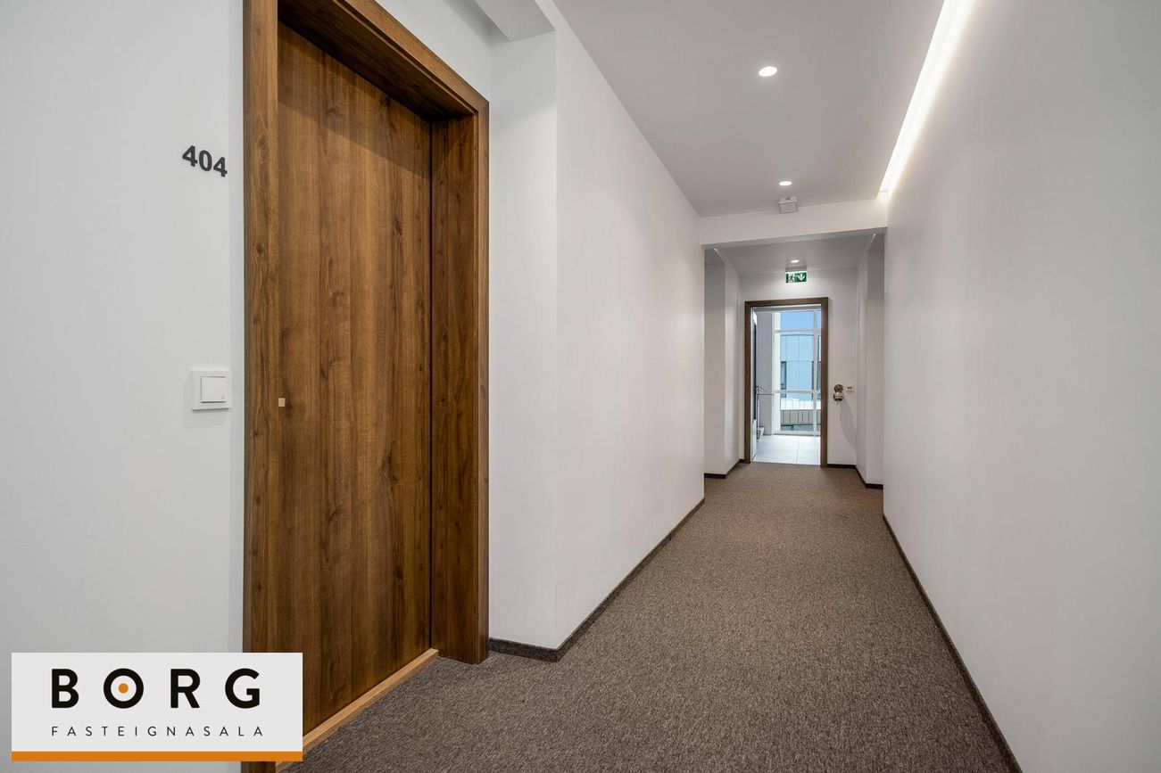 Grensásvegur 1D, 108 Reykjavík