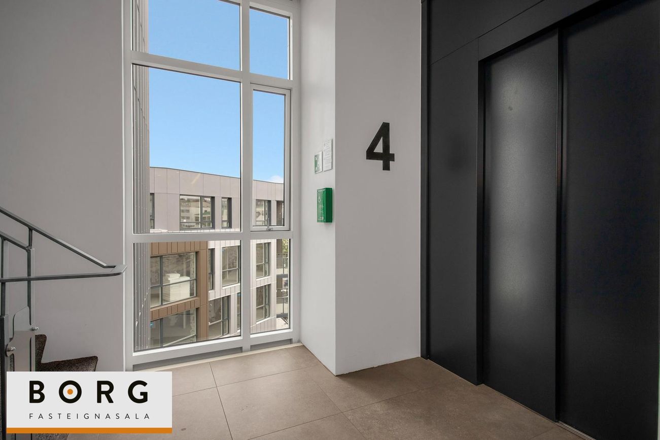 Grensásvegur 1D, 108 Reykjavík