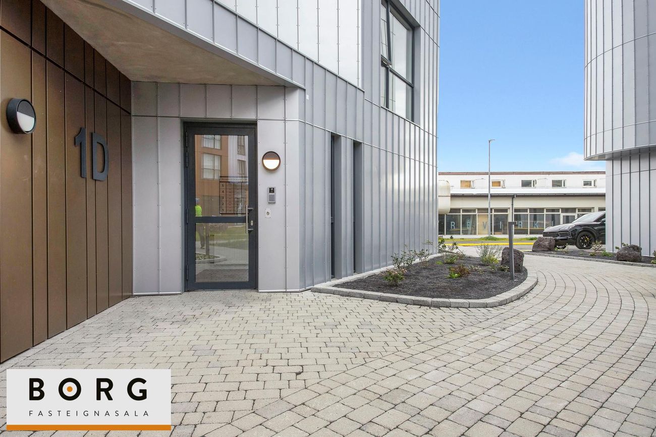 Grensásvegur 1D, 108 Reykjavík