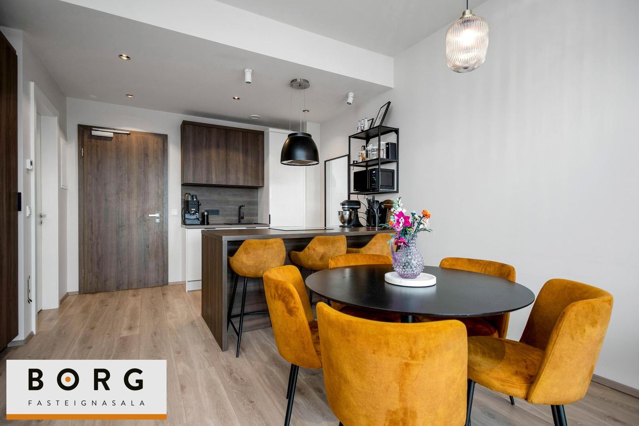 Grensásvegur 1D, 108 Reykjavík