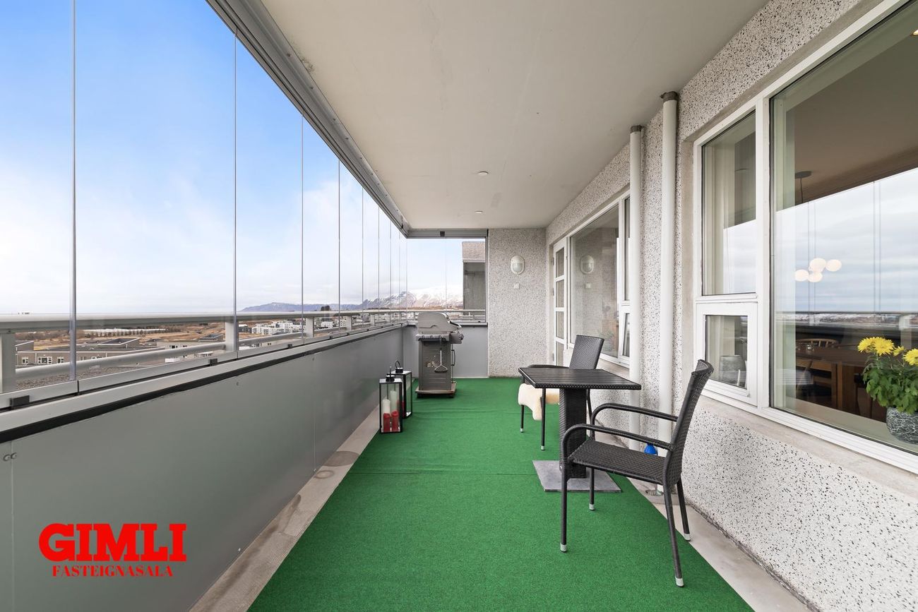 Þórðarsveigur 30, 113 Reykjavík