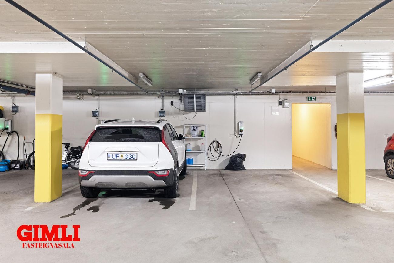 Þórðarsveigur 30, 113 Reykjavík