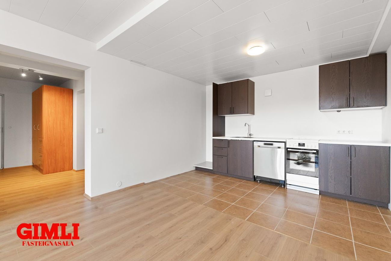 Þórðarsveigur 30, 113 Reykjavík