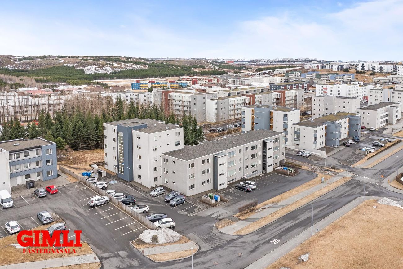 Þórðarsveigur 30, 113 Reykjavík