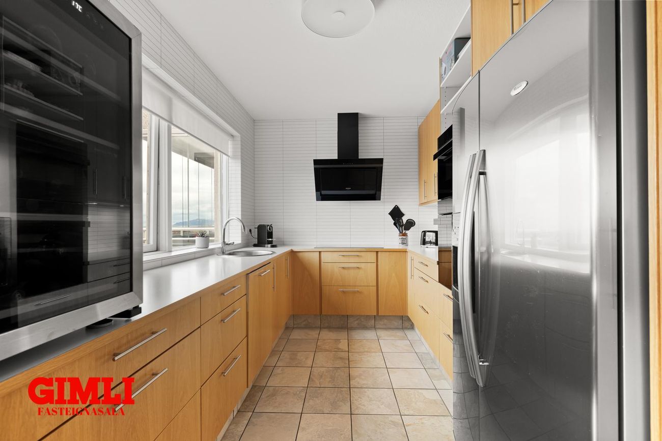 Þórðarsveigur 30, 113 Reykjavík