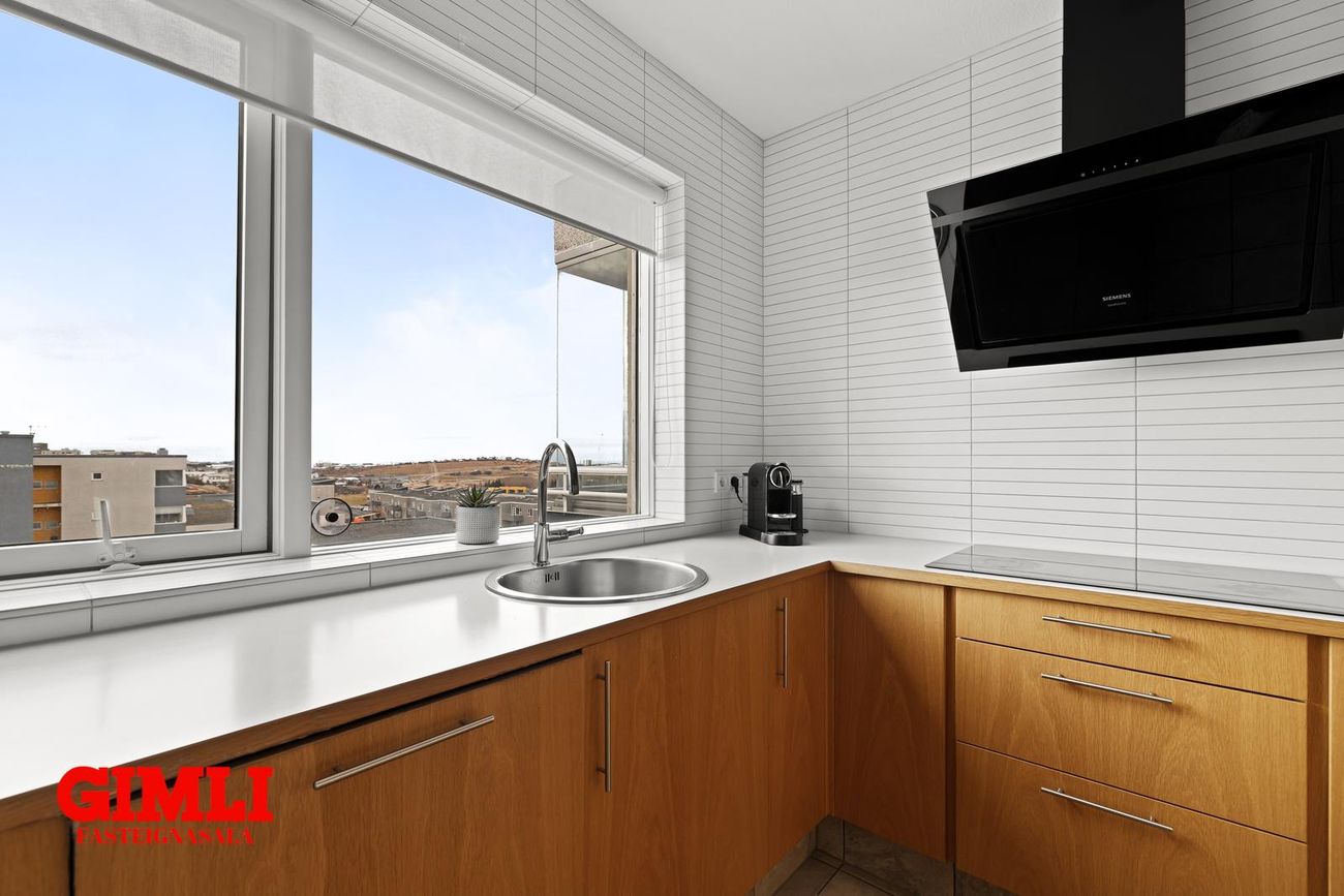 Þórðarsveigur 30, 113 Reykjavík