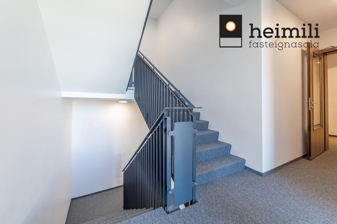 Grensásvegur 1D, 108 Reykjavík