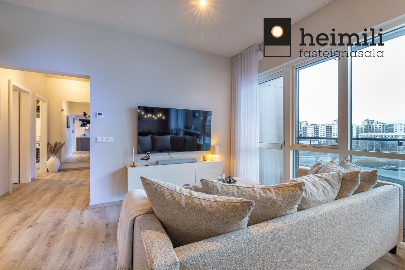 Grensásvegur 1D, 108 Reykjavík