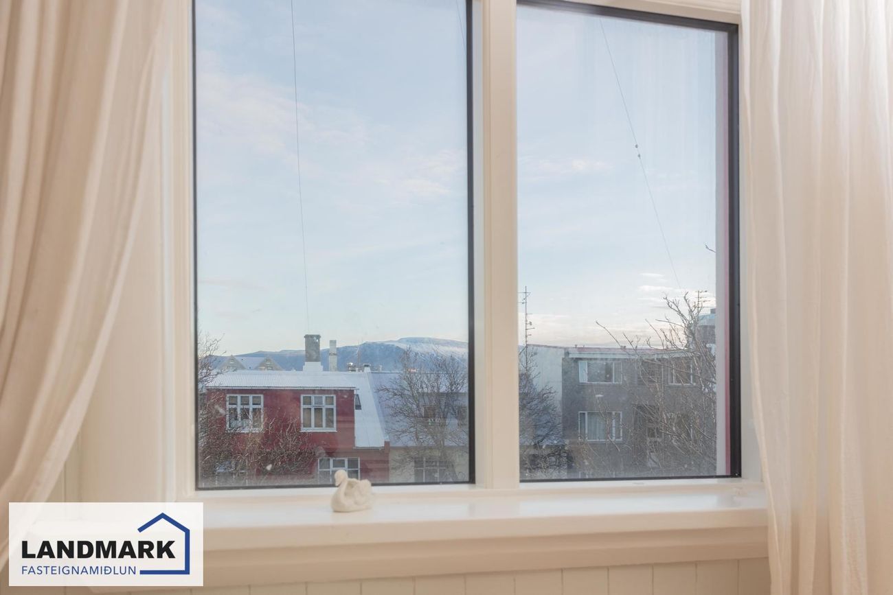 Njálsgata 83, 101 Reykjavík
