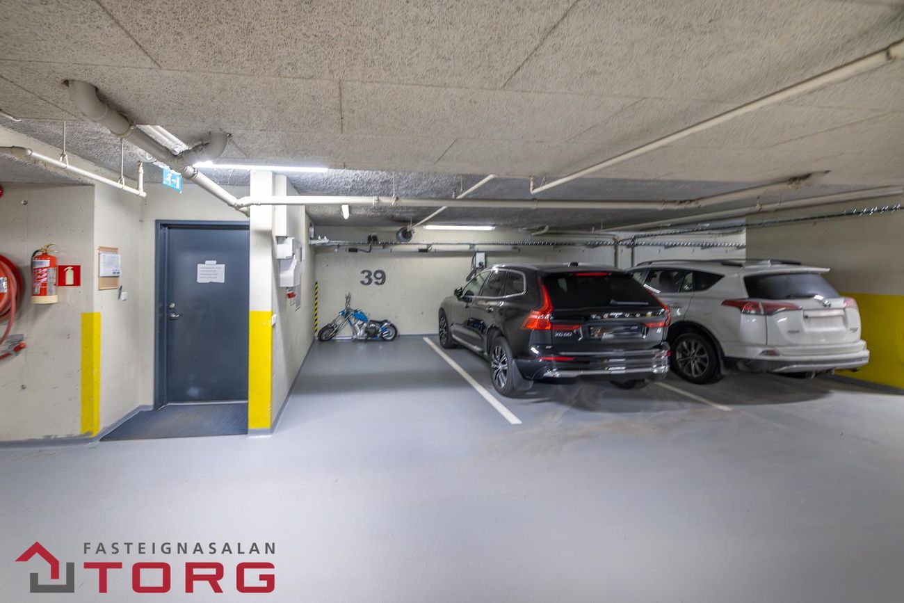17. Júnítorg 1, 210 Garðabær