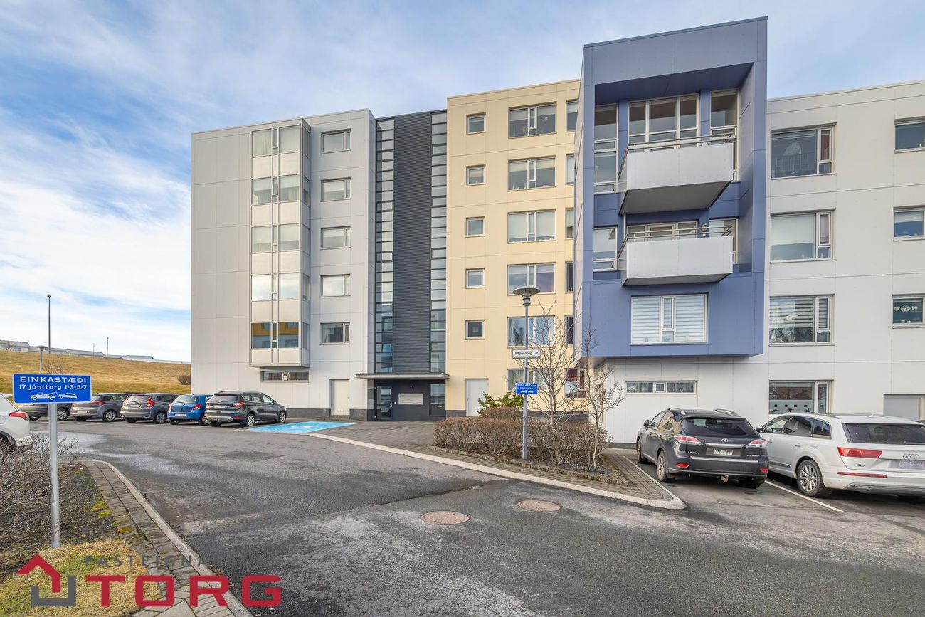 17. Júnítorg 1, 210 Garðabær