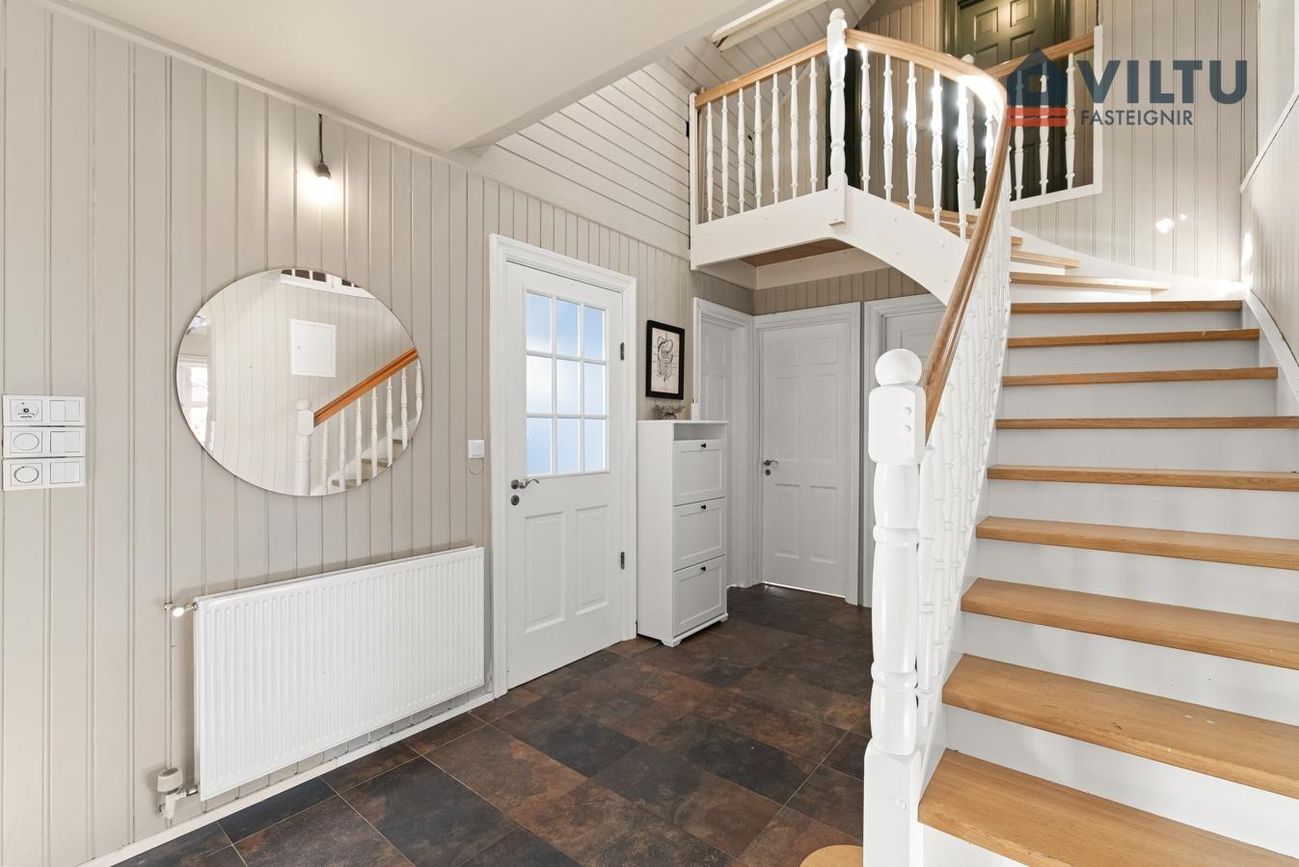 Kópavogsbraut 4 - 0101, 200 Kópavogur